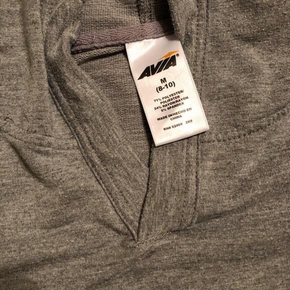 🔥❗️MAKE AN OFFER❗️🔥 Athleisure Pullover 💕 - Picture 2 of 5